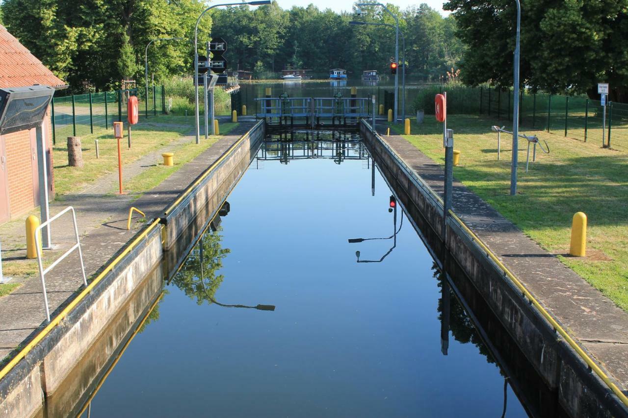 Ferienappartements Am See Schorfheide Zewnętrze zdjęcie